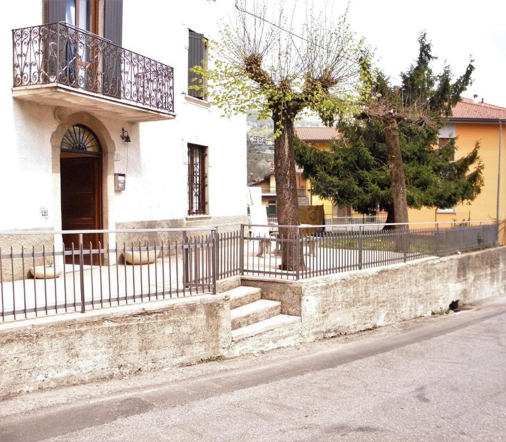 Da Marino - Bed & Breakfast Sant'Omobono Imagna Buitenkant foto