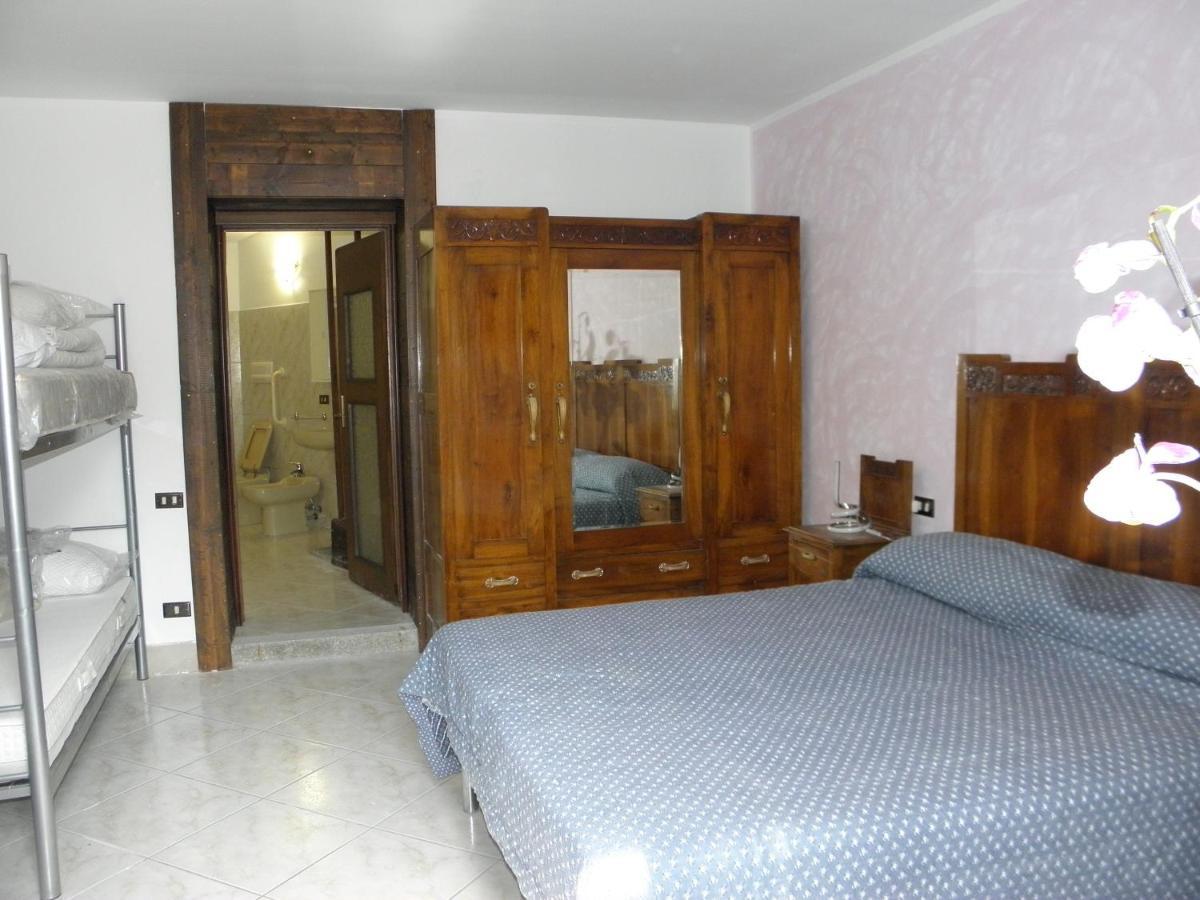 Da Marino - Bed & Breakfast Sant'Omobono Imagna Buitenkant foto