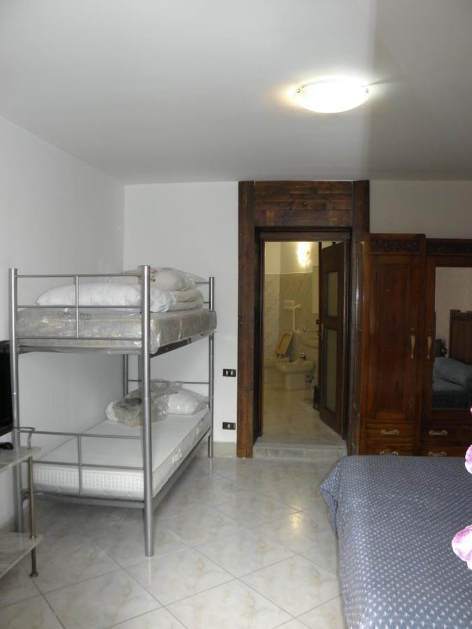 Da Marino - Bed & Breakfast Sant'Omobono Imagna Buitenkant foto